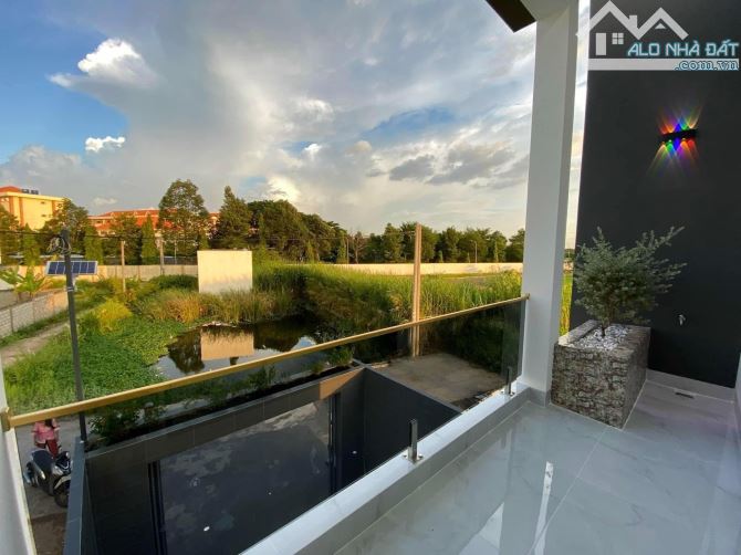 🏠 BÁN NHÀ 1 TRỆT 1 LẦU – GIÁ CHỈ 2 TỶ 1 – CÓ CHỖ ĐỂ Ô TÔ 📍 Diện tích: 4x20m - 4