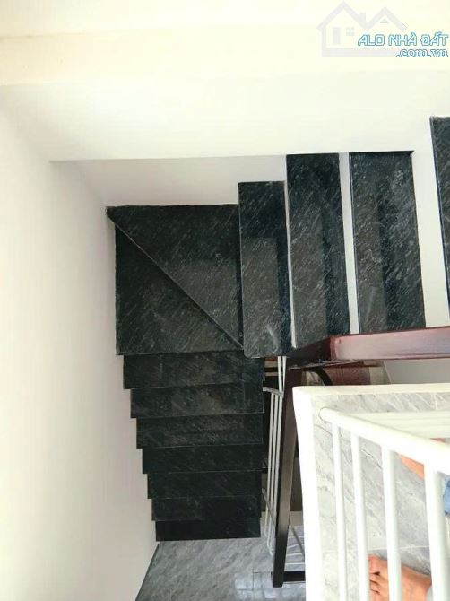 BÁN NHÀ MẶT TIỀN PHAN VĂN TRỊ – NGUYỄN BIỂU, P.2, Q.5 – 5 TẦNG – 14,5 TỶ còn TL - 4
