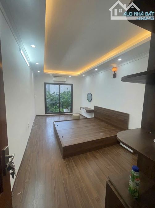 BÁN NHÀ LÔ GÓC BÁT KHỐI LONG BIÊN NHỈNH 5 TỶ 43m MT 4m Ô TÔ KINH DOANH GẦN CẦU VĨNH TUY - 4