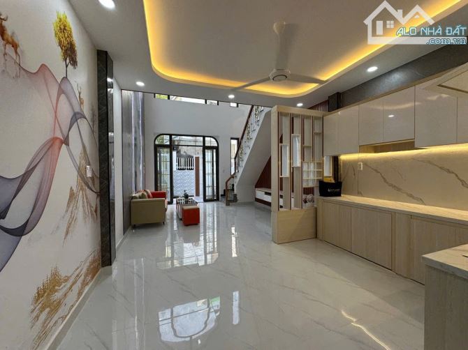 🏠 NHÀ CHÍNH CHỦ CẦN BÁN – GIÁ CHỈ 2 TỶ 4 – SỔ HỒNG RIÊNG 📑 📍 Diện tích: 4m x 15m - 4