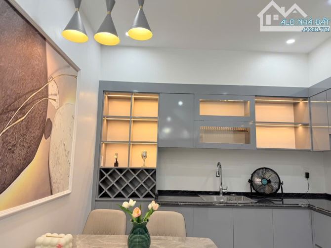 Căn nhà vừa hoàn thiện đẹp long lanh tại Miếu hai xã chỉ việc về ở - 4