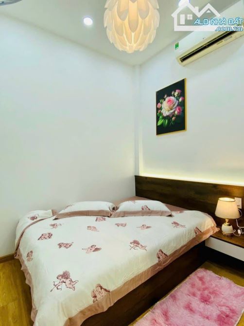 Cần bán căn ngay Nguyễn Văn Đậu, Bình Thạnh. Giá: 2 tỷ 420tr/ 68m2, đường ô tô - 4