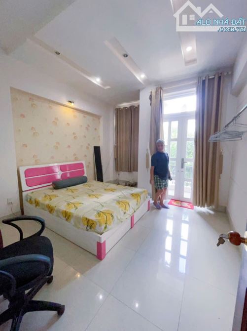 Bán nhà 1 trệt 2 lầu Khu D2D P.Thống Nhất Giá 11ty990 - 4