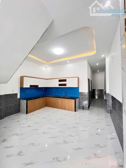 Bán Nhà Lầu Cách Bửu Long 7 Phút Di Chuyển - 4