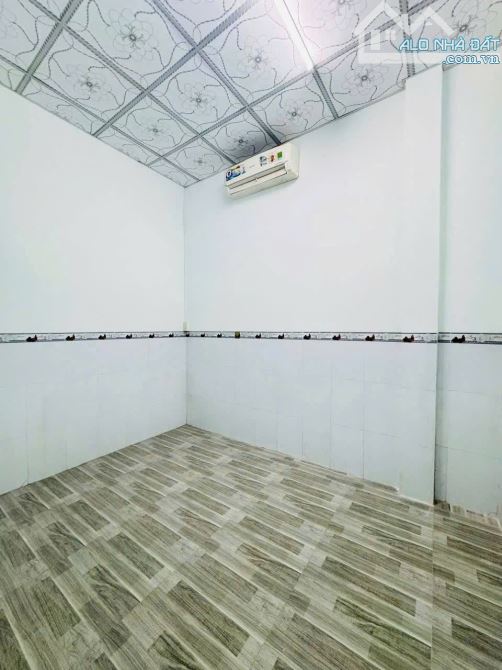 Nhà ngộp bán gấp ở Tân Thông Hội-Củ Chi. DT 92m2, giá 950 triệu 💸 . SHR. - 4
