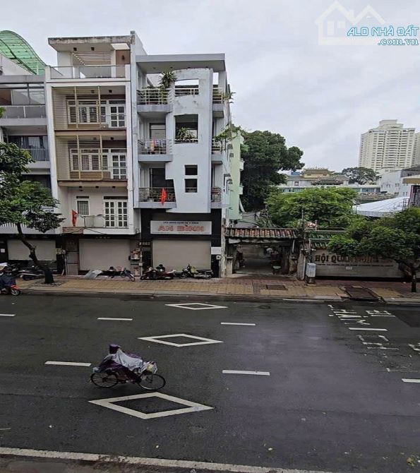Bán căn hộ lầu 1 CC Nguyễn Trãi, P1, Q5, 80m2, 2 tầng, tặng nội thất, chỉ 2,75 tỷ - 4