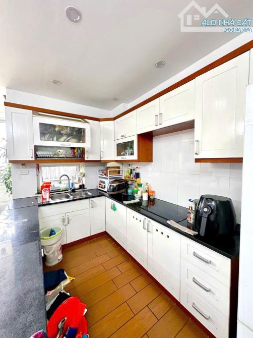 Bán nhà Nguyễn Văn Lộc Hà Đông 200m2 4 tầng  mặt tiền 10m giá 43 tỷ - 4