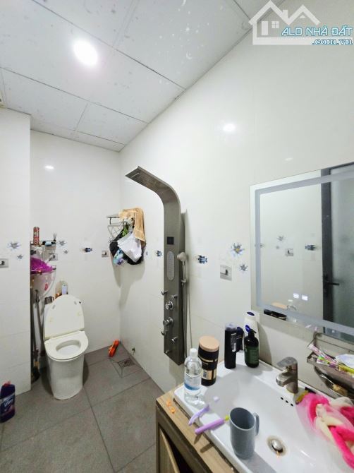 💥 NHÀ PHỐ 88M2, 3 TẦNG, NGANG 5M, ĐƯỜNG Ô TÔ 9M, GẦN ĐẠI HỌC TÀI CHÍNH MARKETING. 5.3 Tỷ - 4