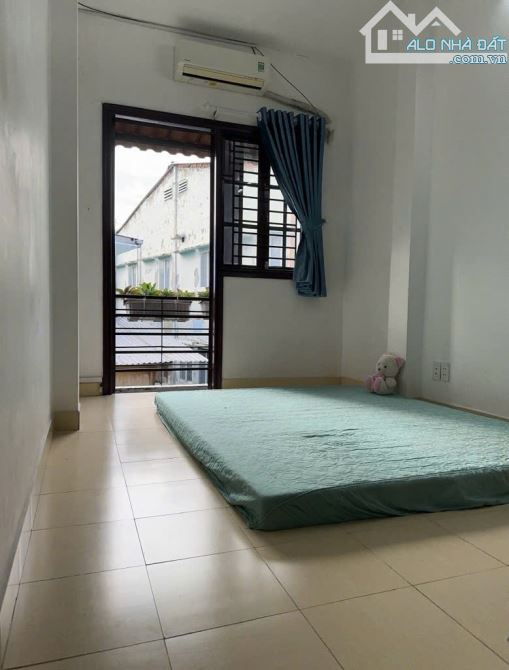 bán nhà hẻm 266 Tô Hiến Thành, phường 15 ,Quận 10.DT:54m2 .Giá chỉ 8.7 tỷ - 4