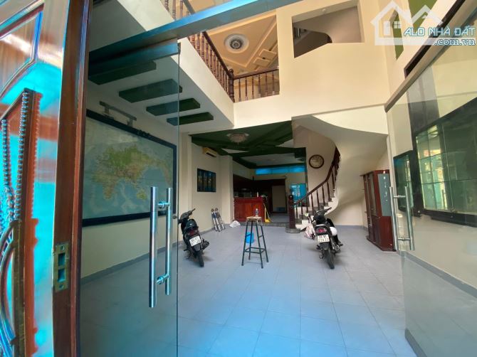 Cho thuê nhà đường số 7B, Bình tân khu Tên Lửa, 6 ngủ, 7wc, thang máy, 6x20m - 4