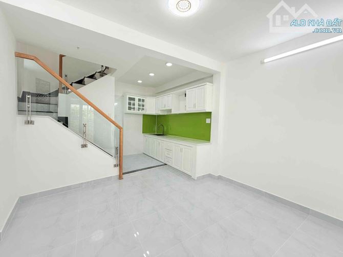 🌸🌸BÌNH QUỚI PHƯỜNG 28 BÌNH THẠNH 🌹MẶT TIỀN KINH DOANH - 45M2 - CÁCH LANDMARK 15 PHÚT - - 4