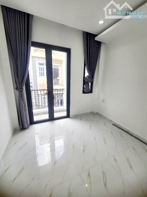 NHÀ MỚI 4 TẦNG BTCT 40M2, GẦN CẦU CHỮ Y, HXH THÔNG,SÁT MẶT TIỀN, SHR, NHỈNH 6 TỶ - 4