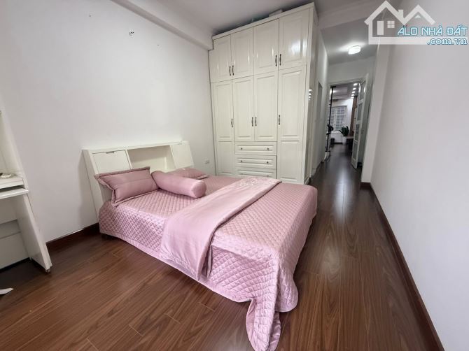 BÁN NHÀ NGUYỄN CÔNG HOAN BA ĐÌNH 55m 4Tầng Mt 4.2m GIÁ 11.3 TỶ NGÕ THÔNG KINH DOANH. - 4