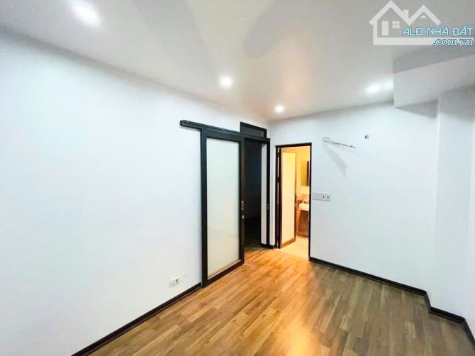 Cực hiếm nhà 4 tầng 44,3m2 đường thông oto đỗ cửa ngay quận ủy Hồng Bàng - 4