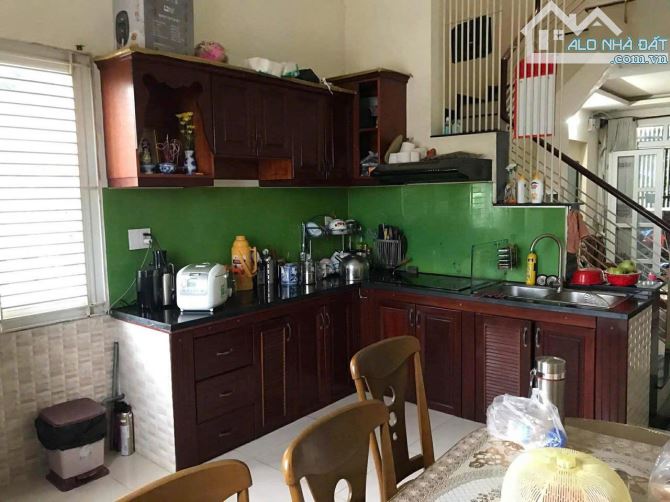 Bán nhà 1T2L mới đẹp, khu phân lô đồng bộ, ngay kế bên trường Hoa Lư - TNPB, Quận 9 - 4