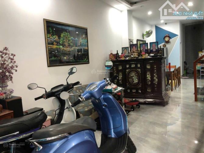 BÁN GẤP GIẢM 2.5 TỶ - HẺM XE TẢI - SÁT MT LÊ QUANG ĐỊNH - 3 TẦNG - 4PN - CHỈ 12.4 TỶ - 4