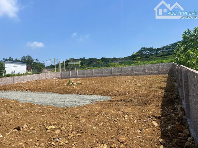 Bán 864m2 đất Đồng Âm, xã Đông Xuân, Quốc Oai (Yên Xuân, Hà Nội) - Lô góc 2 mặt  tiền - 3