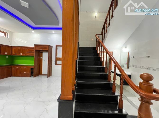 🔥 KẸT TIỀN – CẦN BÁN GẤP NHÀ 2 MẶT TIỀN – P. QUANG VINH 📍 Ngay trục đường Phan Chu Trinh - 4