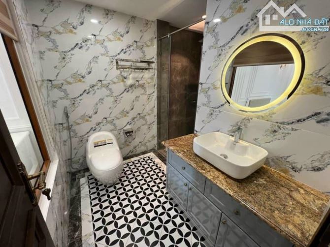 Nhà ngõ 264 Ngọc Thụy - ô tô 7 chỗ tận cửa - 40m 5tầng giá chỉ 8tỷ5 thương lượng - 4