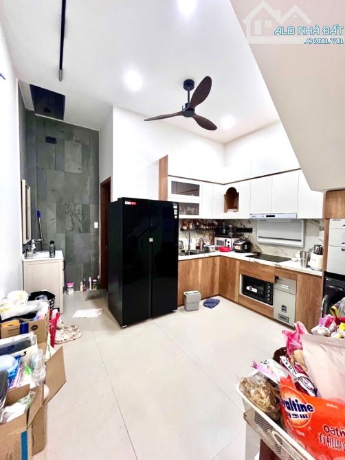🏡NHÀ 2 TẦNG GIÁP TÂN PHÚ - LÊ VĂN QUỚI - NGÃ TƯ 4 XÃ - 56M2 - NHỈNH 5 TỶ TL. - 4