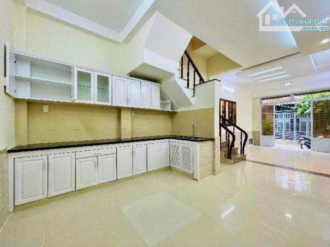 CHỈ 6.09 TỶ - MỚI Ở NGAY - HXH 1 TRỤC TRƯỚC NHÀ 7M - 4 TẦNG - 4PN - GẦN MT - 4