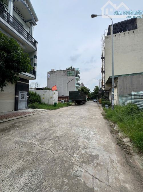 Đất khu Sóng Thần gần Vincom Dĩ An ngã tư 550, 75m (5x15) sổ riêng, 2766 Dĩ An - 4
