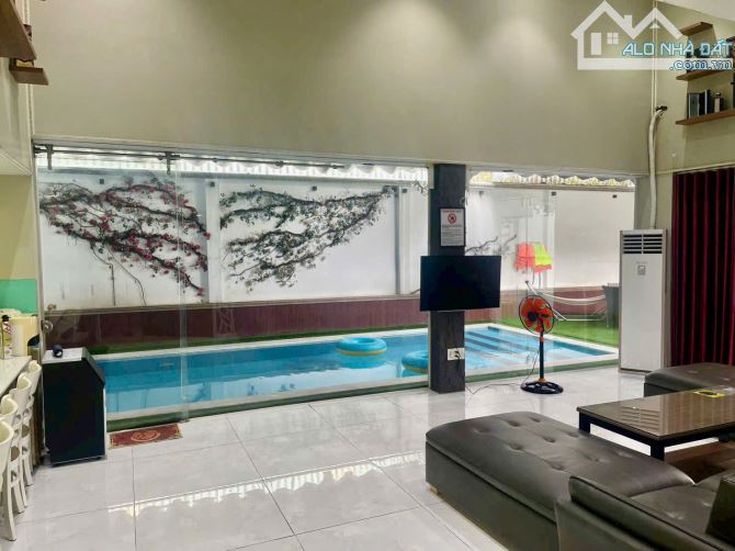 Cho thuê biệt thự đẹp có hồ bơi khu Lacasa Hoàng Quốc Việt Quận 7. DT: 17 x 19m, giá 80 tr - 4