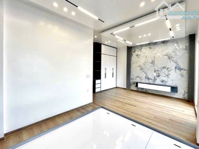 Căn Duy Nhất - Phố Trung Hành - 3,45 Tỷ - 4 Tầng lô góc - 4