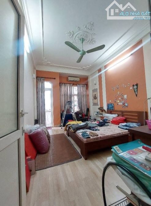 HÀO NAM – ĐỐNG ĐA – NHÀ ĐẸP 50M² – 4 TẦNG – NGÕ RỘNG THOÁNG – TRUNG TÂM PHỐ – 11.5 TỶ - 4