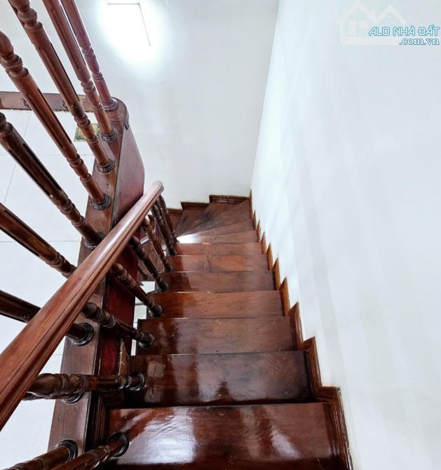 Bán nhà Hoàng Văn Thái ngõ SH tránh dân xây nhà phân lô khung cột chắc chắn thoáng trước - 4
