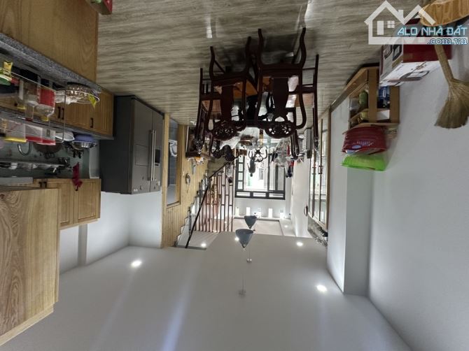 NHÀ ĐẸP - DT ĐẸP 5x15M - 3 TẦNG - NỘI THẤT CAO CẤP, LÊ VĂN THỌ - ĐS1 GÒ VẤP,7.5 TỶ CÒN RỚT - 4