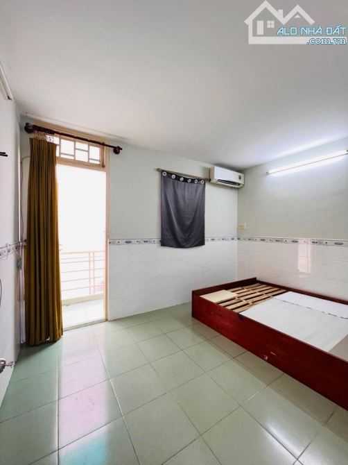 NHÀ 4 TẦNG KHUÔN ĐẸP vị trí VIP CÁCH Mặt tiền Trường Sa 10m ( Quận 3 ) - 4