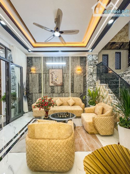 NHÀ TRỆT 3 LẦU FULL NỘI THẤT KDC 91B - QUÁ ĐẸP LUÔN NHA - 4