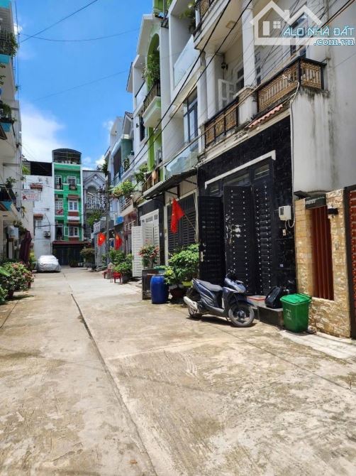 BÁN NHÀ LÊ THỊ RIÊNG Q12 - 4 TẦNG 52M2 - ĐƯỜNG 7M - HƠN 5 TỶ. - 4