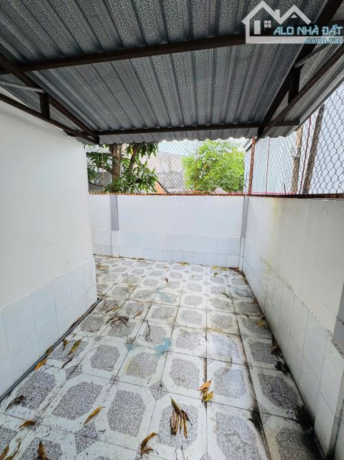 Nhà ngay thị trấn Củ chi  hơn 170m2 giá chỉ 740 triệu, bao giấy, liên hệ đi xem ngay - 4