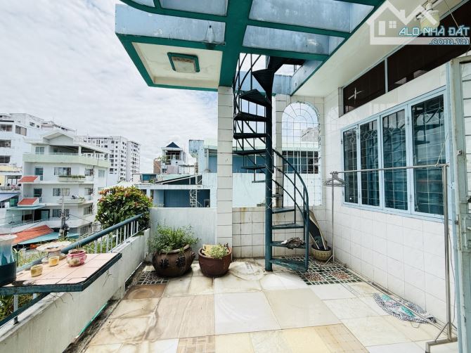HẺM Ô TÔ - LÊ ĐẠI HÀNH Quận 11 - 55M2, Ngang 4,2M,4 Tầng, Nhỉnh 12 tỷ TL - 4