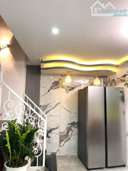 Hiếm có khó tìm, nhà 2 mặt kiệt trung tâm Hải Châu 1, Đà Nẵng - 4
