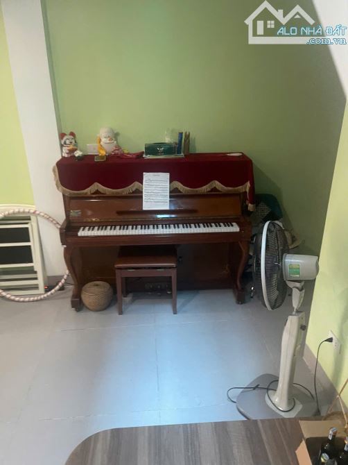 🏡. Bán nhà 2 tầng trục chính Hàm Nghi - 4