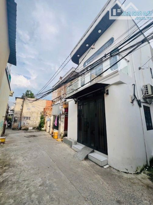 Bán Gấp Nhà Hẻm Huỳnh Tấn Phát Q7, 32m2, 2 Tầng, Giá Hời Chỉ 2.9 Tỷ, Sổ Hồng - 4