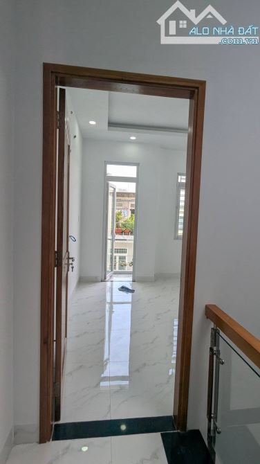 NHÀ ĐẸP HIỆN ĐẠI, HẺM Ô TÔ, NGAY TRUNG TÂM THỦ ĐỨC, GIÁ NHỈNH 6 TỶ. - 4
