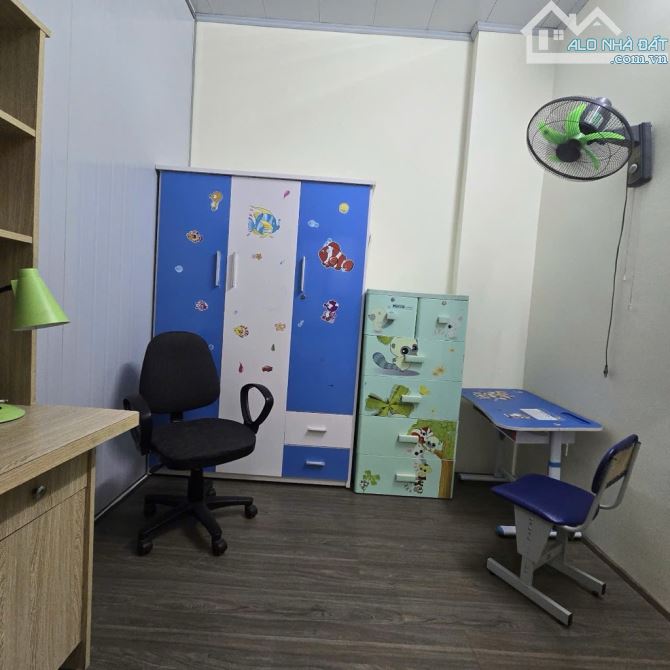 🏠 Cổ Nhuế, 58m2 nhỉnh 8 tỷ , dân xây, ngõ thông, gần ô tô, sát phố, full nội thất xịn - 4