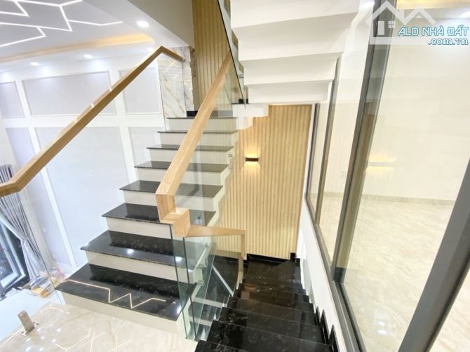 CHIẾN LƯỢC, 4x12, 5TẦNG, HXH THÔNG, NỞ HẬU 8M, GIÁP TÂN PHÚ, GẦN AEON, CHỈ 6.X TỶ - 4