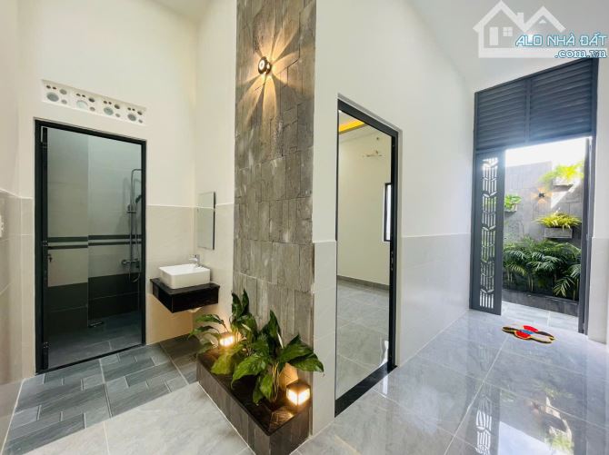 Bán Nhà Mới 1 Trệt 1 Lầu 3 Phòng Ngủ Giáp Hóc Môn, 125m2, Sổ Hồng Riêng - 4