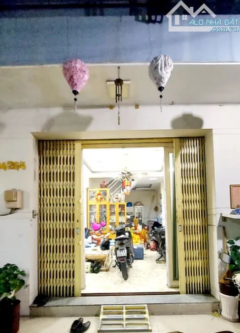 Bán 🏡 sạch đẹp 3Tầng gồm 4 Phòng  4 tỷ đường Lưu Hữu Phước Q8 đầy đủ tiện ích xung quanh. - 1