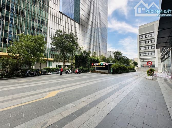 BÁN CĂN HOA HẬU TÒA M1 CHUNG CƯ CAO CẤP METROPOLIS 29 LIỄU GIAI - 78M2 - 18.5 TỶ - HIẾM - 4