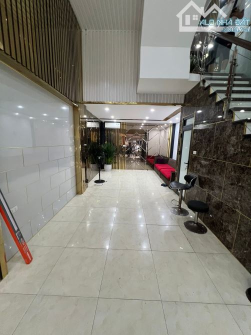 BÁN NHÀ NGUYỄN CHÍ THANH ✅ ĐỐNG ĐA ✅ 40M2 x 5 TẦNG x 18.6 TỶ - 4