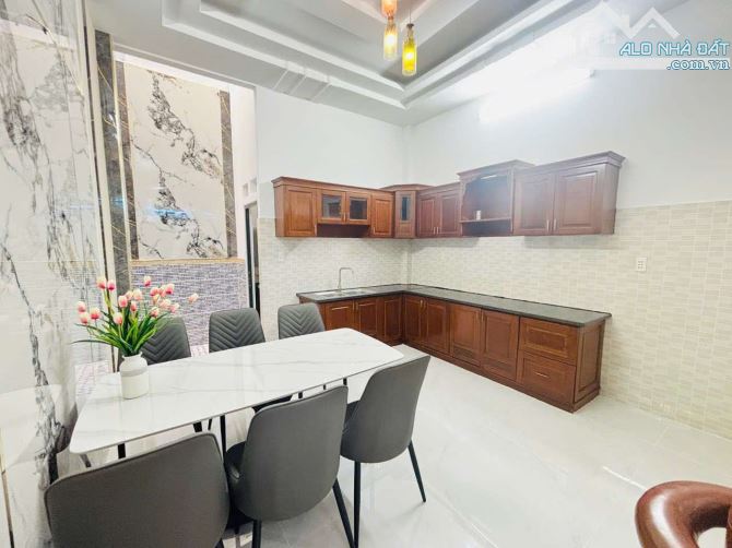 NHÀ 3 TẦNG BTCT TK HIỆN ĐẠI XINH LUNG LINH, 54M2, 4PN, 4WC, HXH, GẦN CHỢ HẠT ĐIỀU, 5.45 TỶ - 4