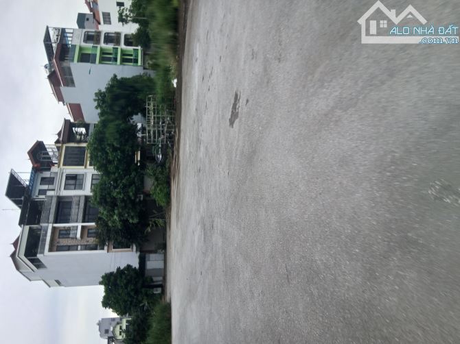 18.x tỷ/ 93 m2/6.2 M tiền/ Phân Lô Vỉa hè Ô tô Chánh. Trâu Quỳ - 4