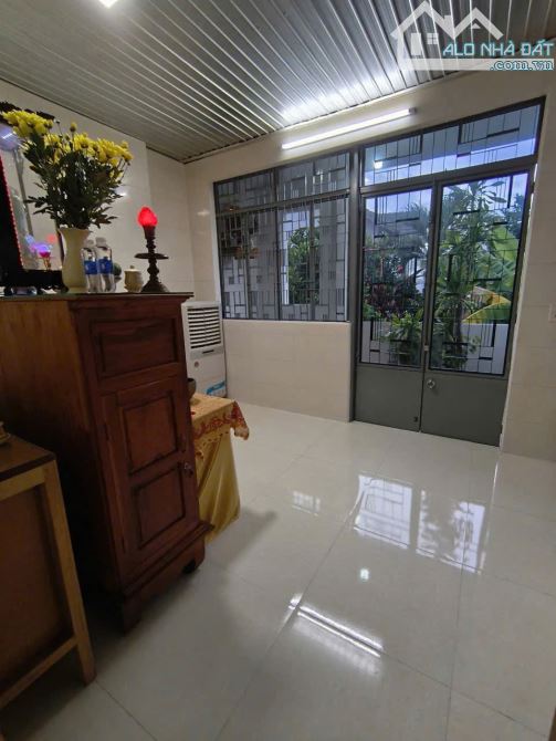 SIÊU HOT-NHÀ 2 TẦNG MỚI ĐẸP TẶNG KÈM LÔ ĐẤT-TT THANH KHÊ -TT ĐÀ NẴNG- GIÁ NHỈNH 3 TỶ. - 4