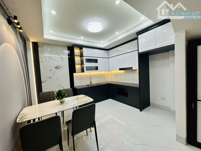 Bán căn nhà 3 tầng ngõ phố Hàn Thượng, ph Thành Đông, Tây Hải Phòng, 50m2, 3 ngủ, 2.7x tỷ - 4